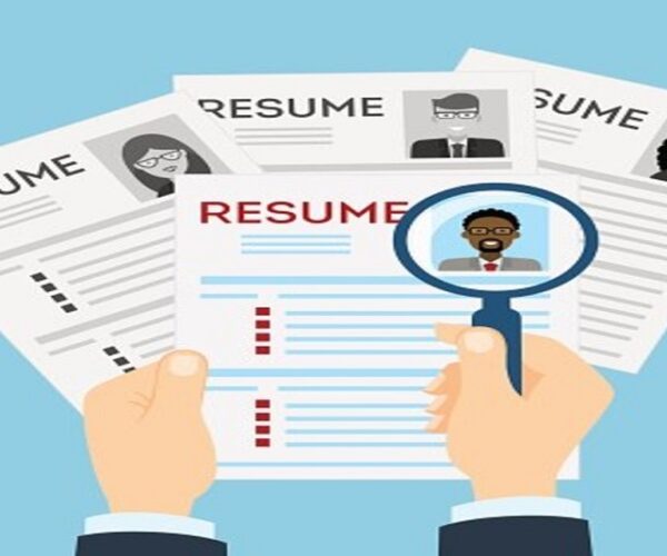 Why Choose a Free Creative Resume Maker: Advantages and Benefits